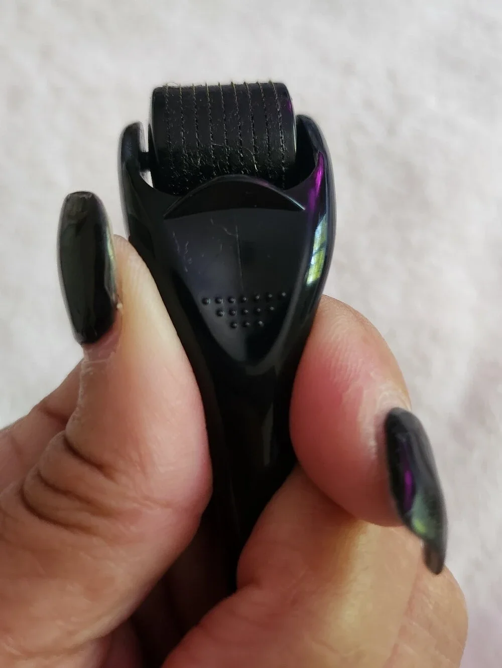 Derma Roller for Thicker-Looking Beard - Yellow Packaging, Black Roller